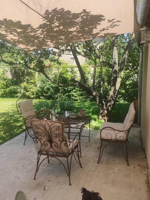 ヴェルノン La Maison Gastonヴィラ エクステリア 写真