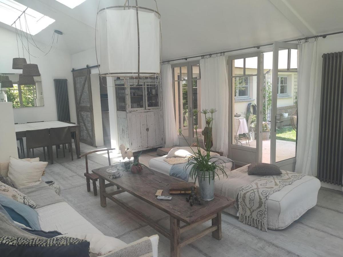 ヴェルノン La Maison Gastonヴィラ エクステリア 写真